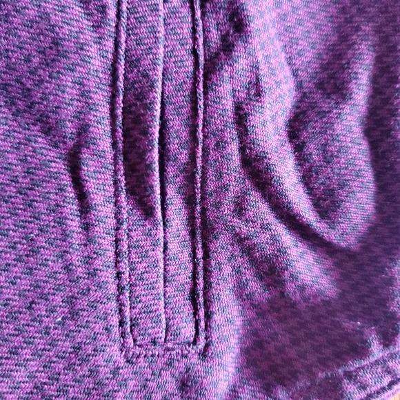 Lululemon mens shorts 38 - Picture 9 of 9